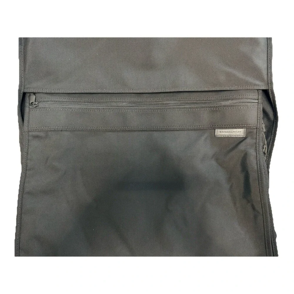 Briggs & Riley Baseline Garment Bag Black Ballistic Nylon BiFold Travel Suit Bag